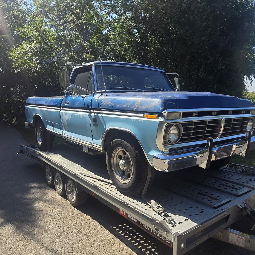 Classic Ford Pickup — Classic · Collection