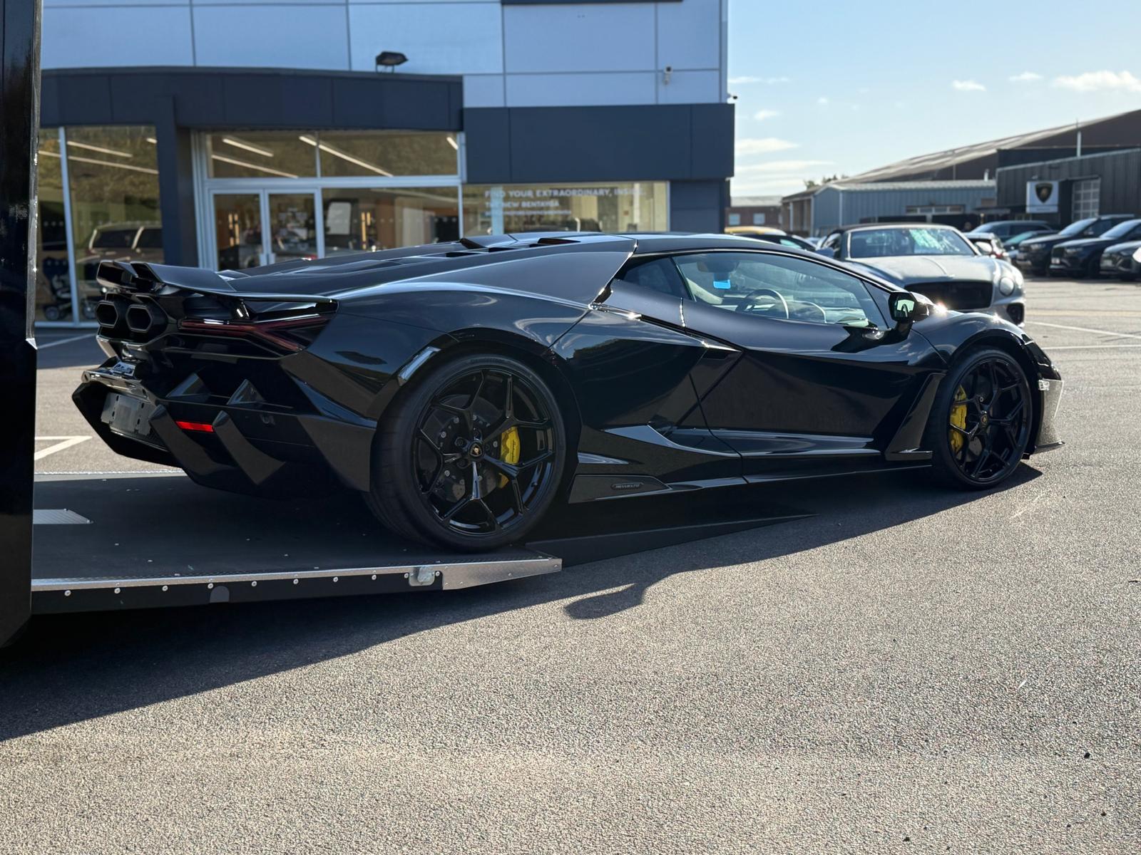 McLaren enclosed transport