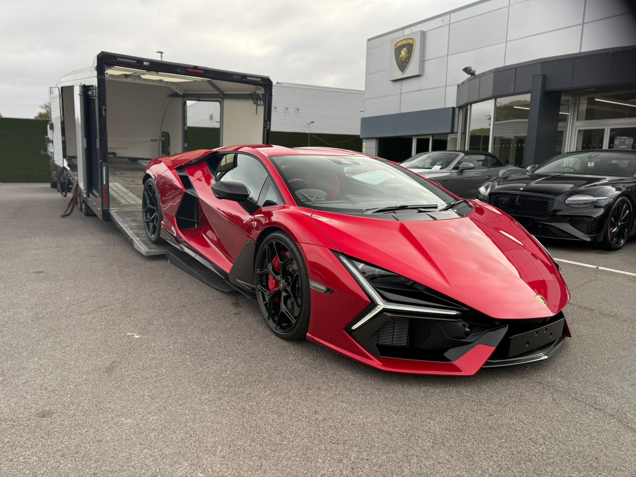 Aventador — Street Collection